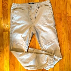 Hollister mens pant/jogger. Tan.